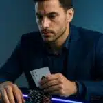 Renaissance du Blackjack: Comment les Stratégies Avancées et les Technologies Nouvelles Redéfinissent le Jeu